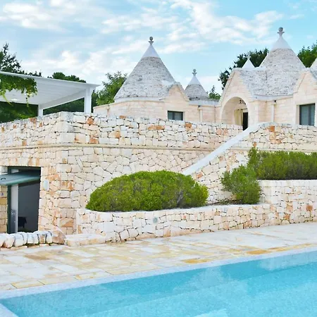 Trulli Dei Carrubi: W/ Infinity Edge Private Pool, 500+sqm Terraces * Ostuni