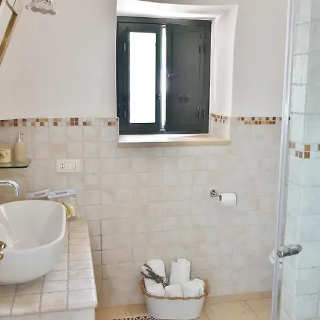 Villa Trulli Dei Carrubi: W/ Infinity Edge Private Pool, 500+sqm Terraces Ostuni