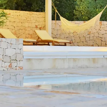 Trulli Dei Carrubi: W/ Infinity Edge Private Pool, 500+sqm Terraces *